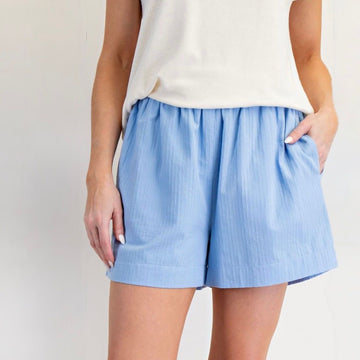 C 713. NWT Easel Textured Shorts 100% Cotton - Size Medium