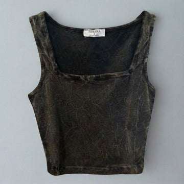 D 916. Zenana Outfitters Airflow Acid Wash Squareneck Tank - Size Large